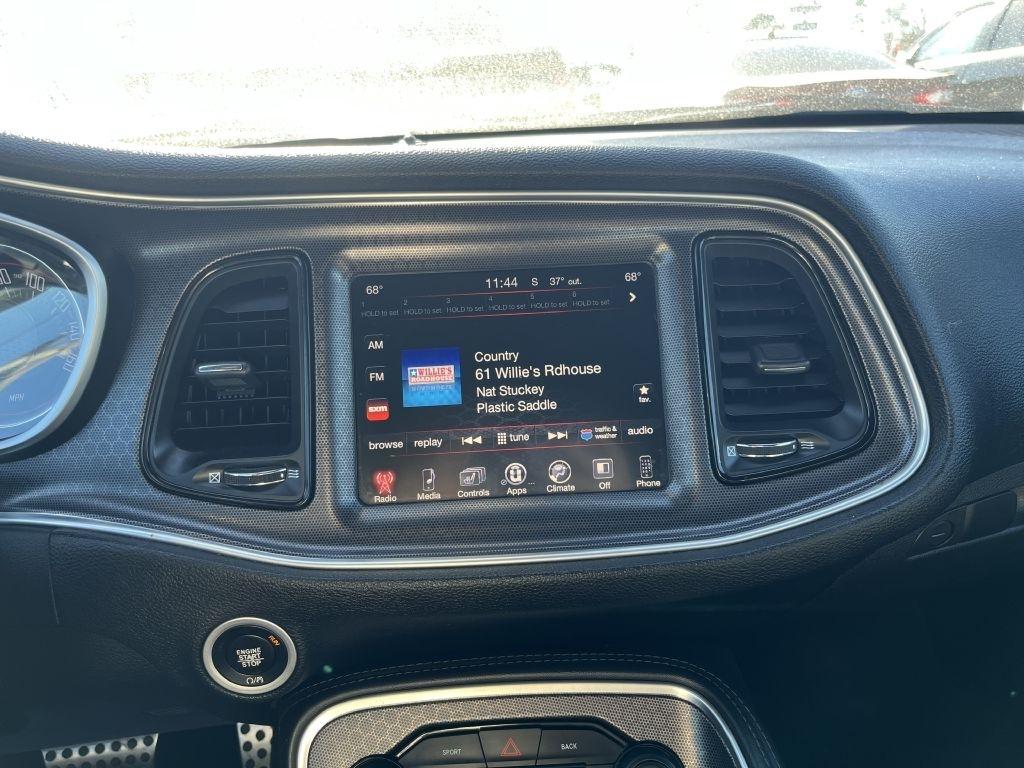 Dodge Challenger  2016