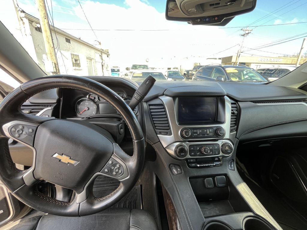 Chevrolet Tahoe  2017