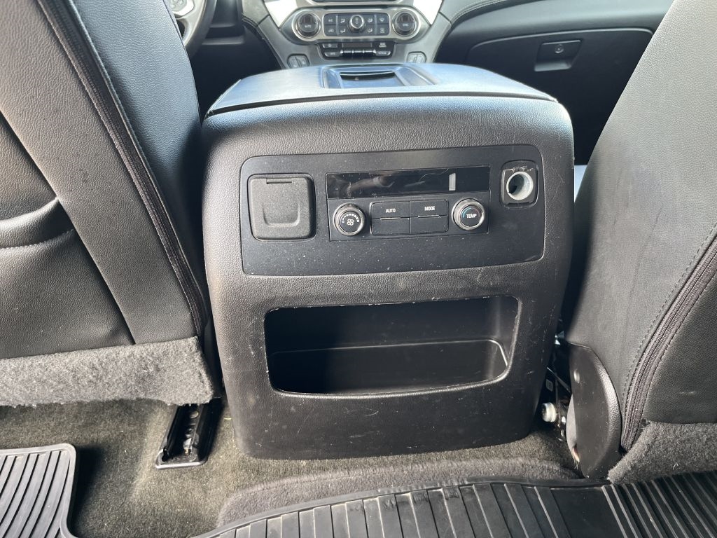 Chevrolet Tahoe  2017