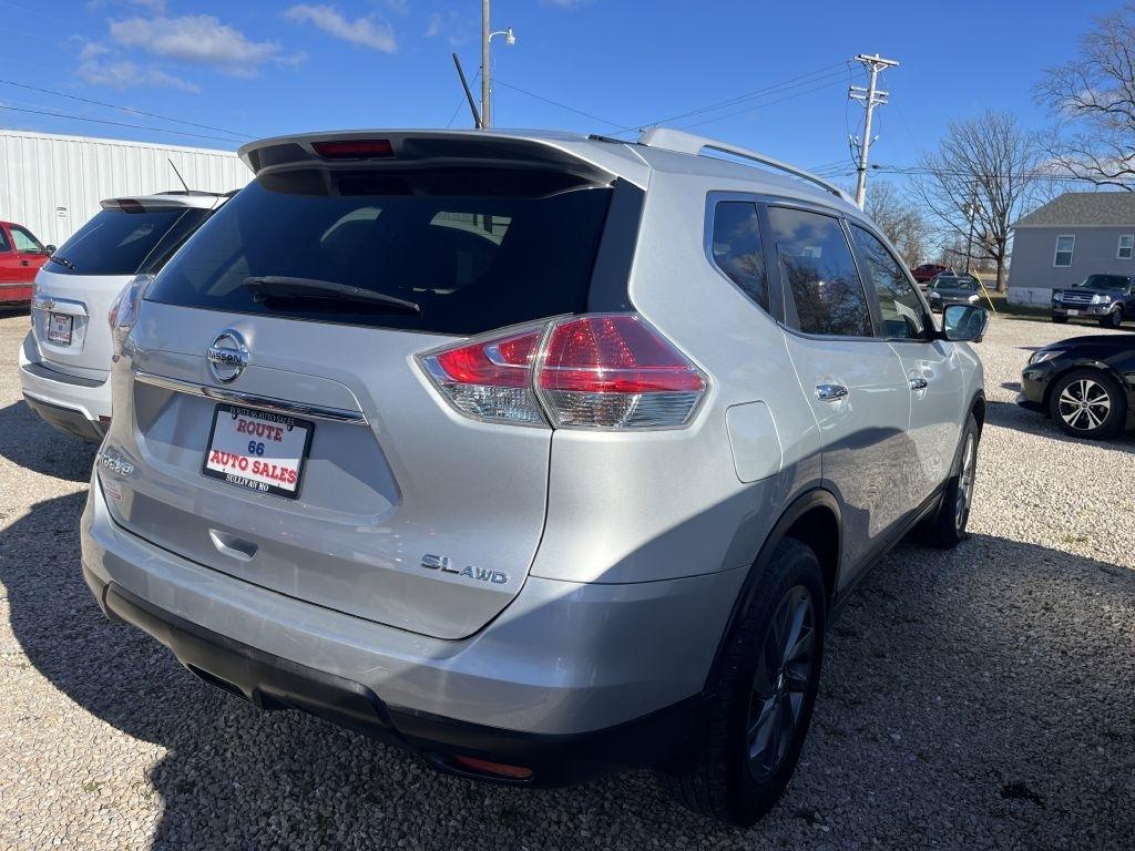 Nissan Rogue  2016