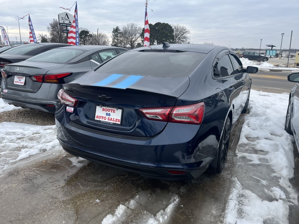 Chevrolet Malibu  2022