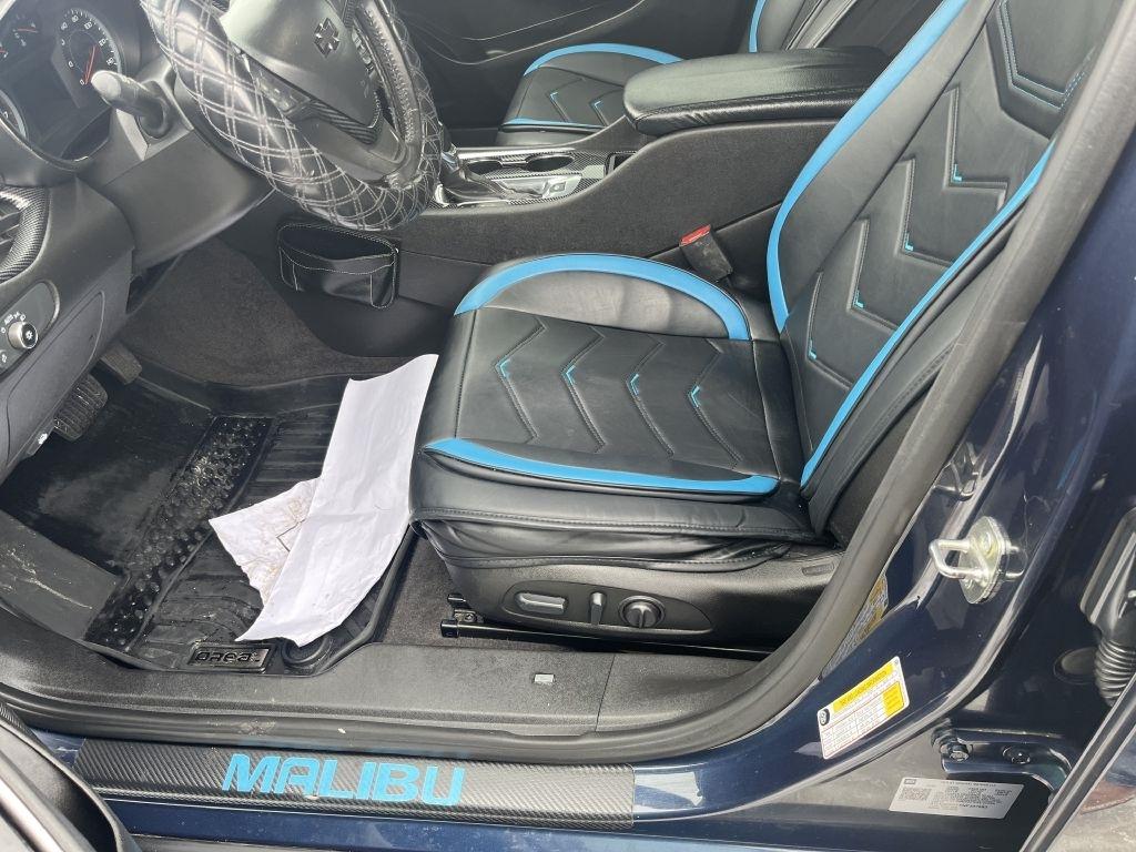 Chevrolet Malibu  2022