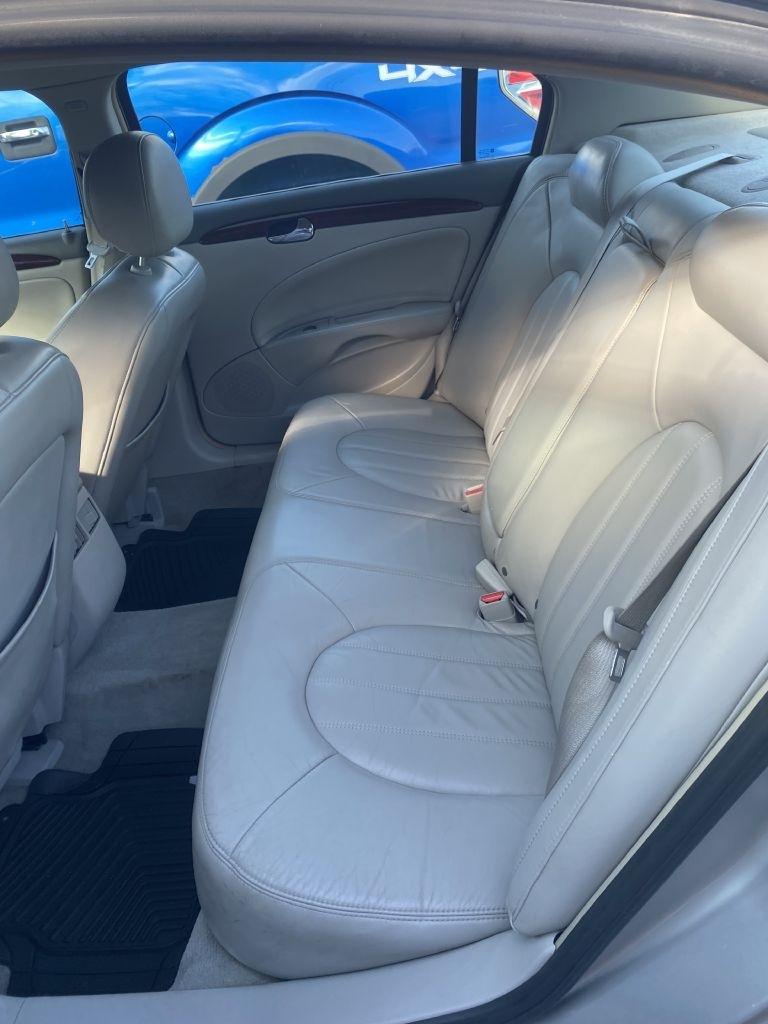Buick Lucerne  2006