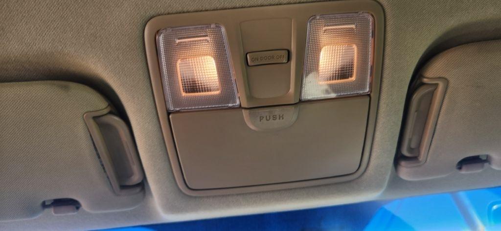 Hyundai Elantra  2013