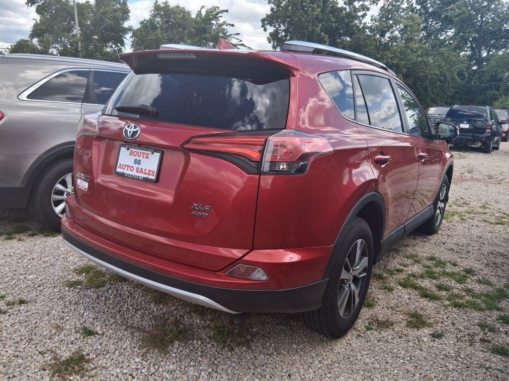 Toyota RAV4  2016
