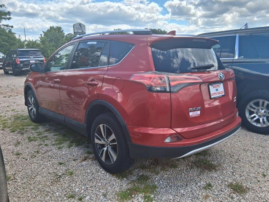 Toyota RAV4  2016