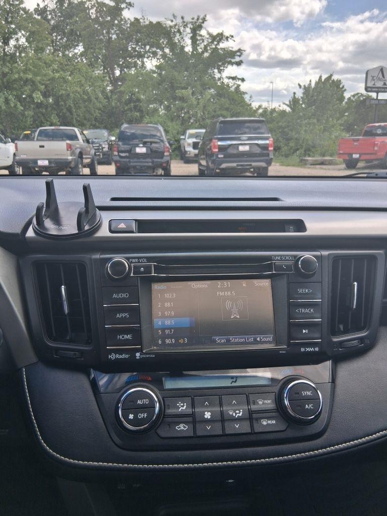 Toyota RAV4  2016