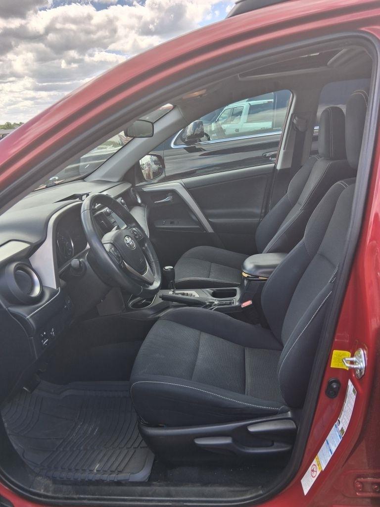 Toyota RAV4  2016