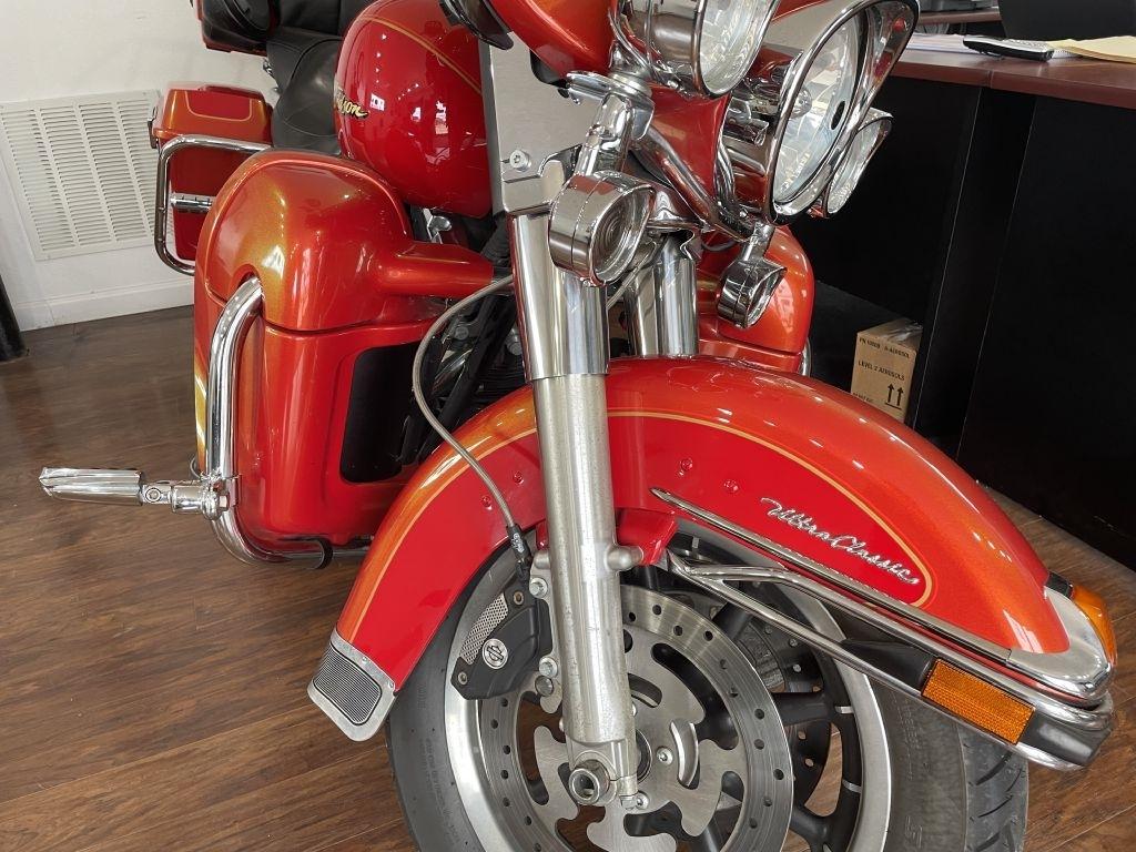 Harley-Davidson FLHTCU  2008