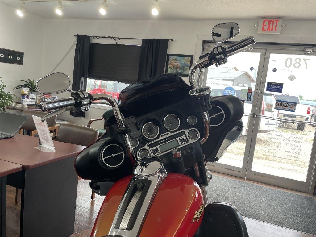 Harley-Davidson FLHTCU  2008