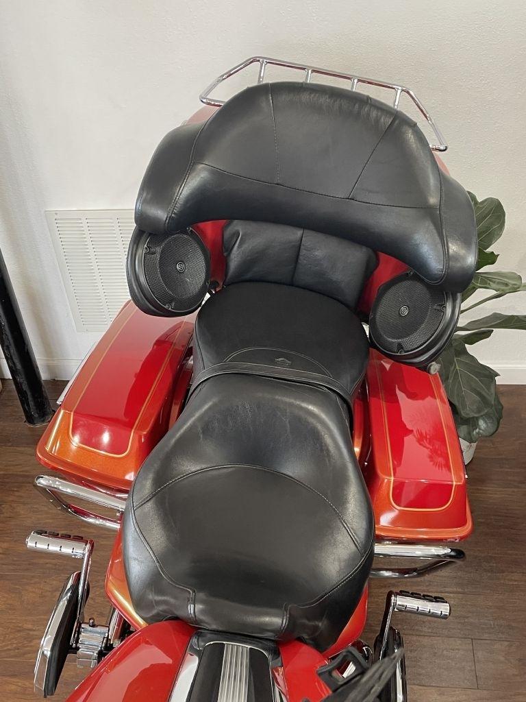 Harley-Davidson FLHTCU  2008