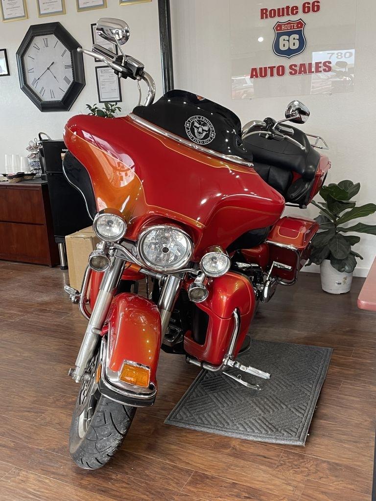 Harley-Davidson FLHTCU  2008