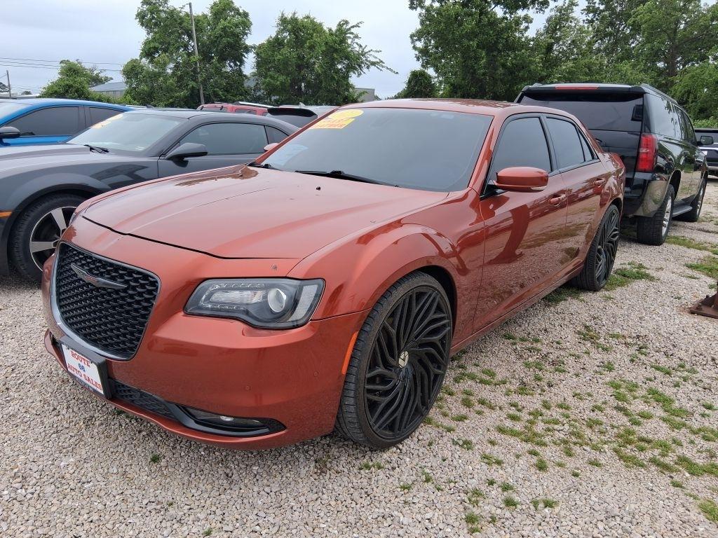 Chrysler 300  2021