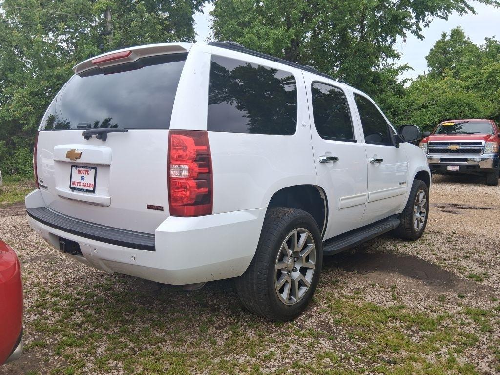 Chevrolet Tahoe  2012