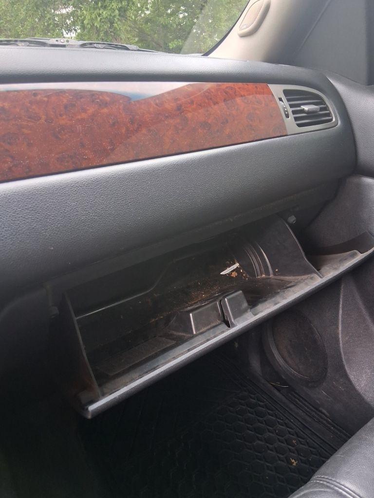 Chevrolet Tahoe  2012