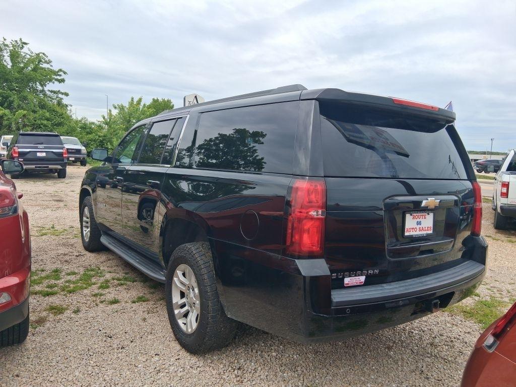 Chevrolet Suburban  2016