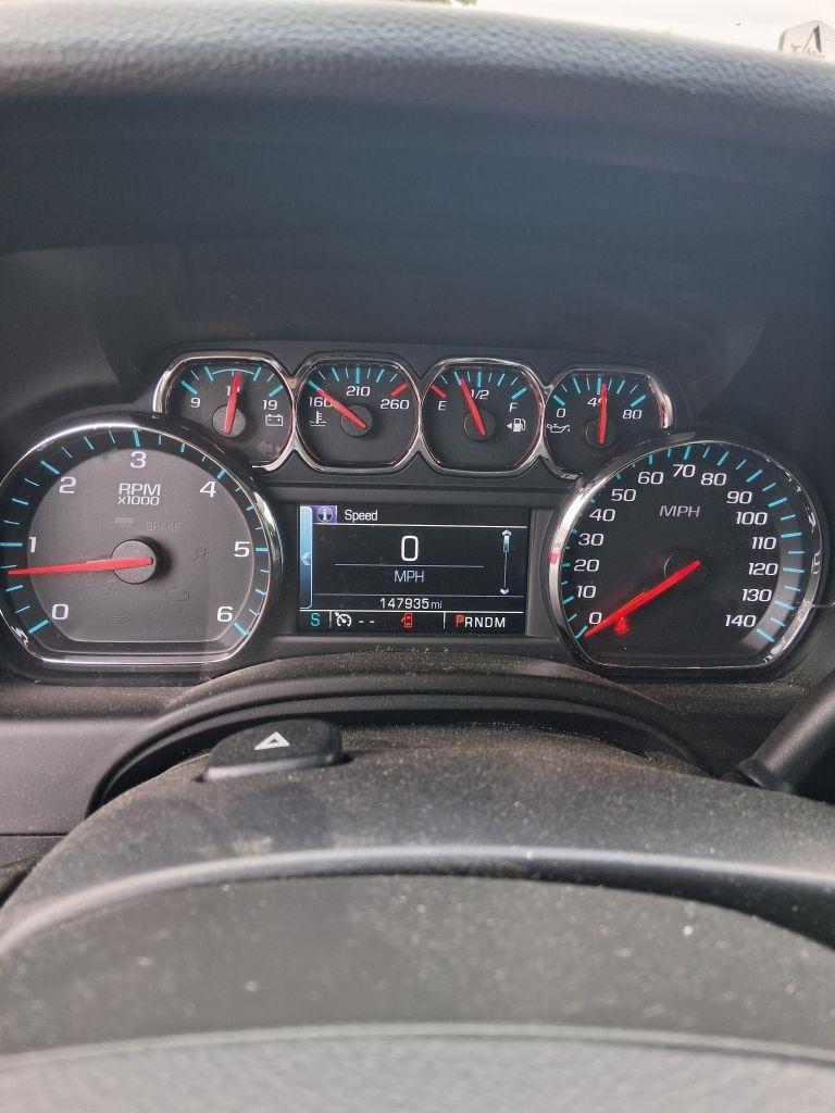 Chevrolet Suburban  2016