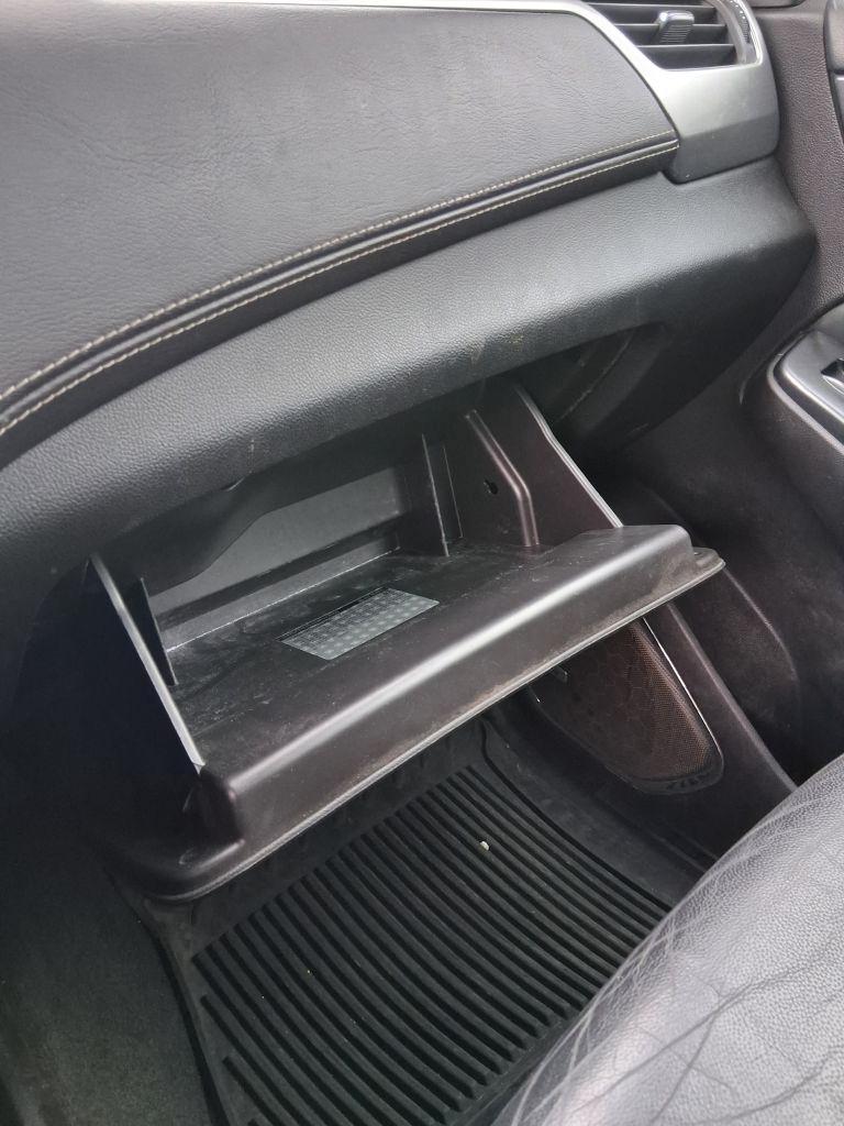 Chevrolet Suburban  2016