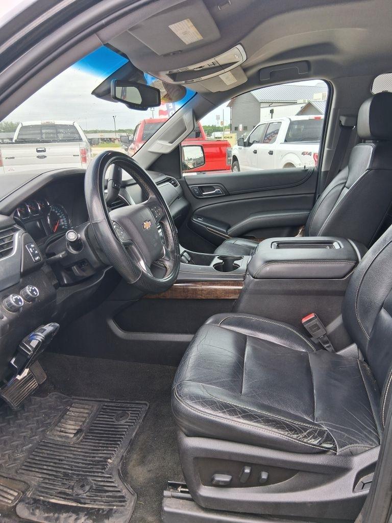 Chevrolet Suburban  2016