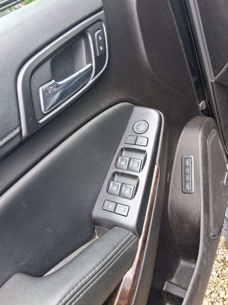 Chevrolet Suburban  2016