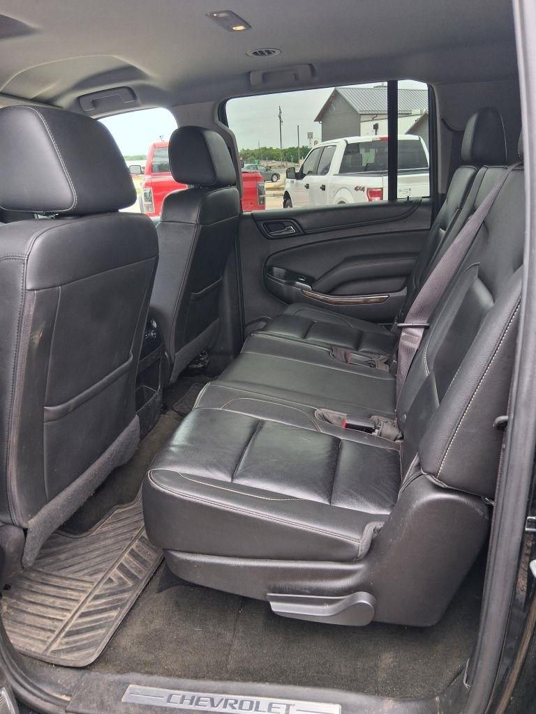 Chevrolet Suburban  2016