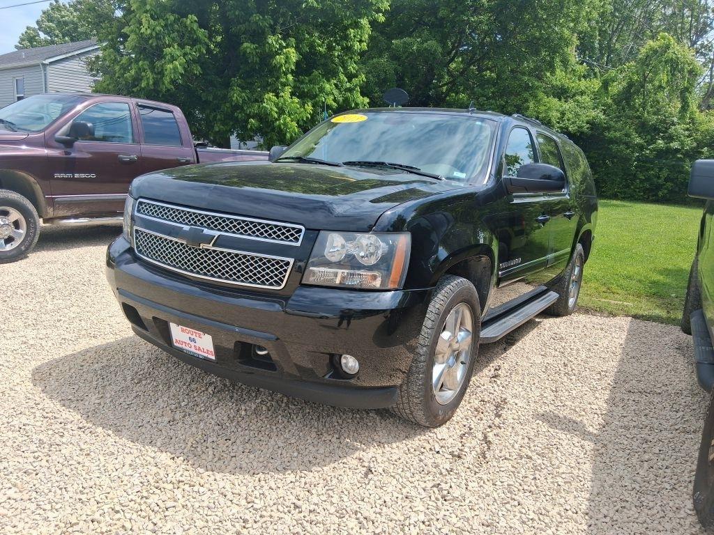 Chevrolet Suburban  2013