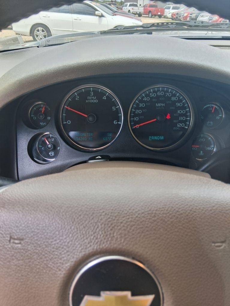 Chevrolet Suburban  2013