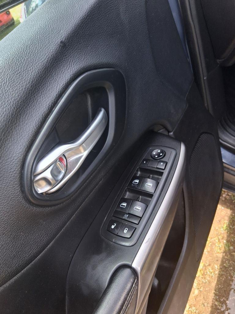 Jeep Cherokee  2019