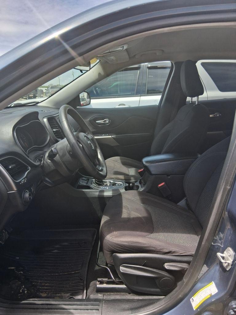 Jeep Cherokee  2019