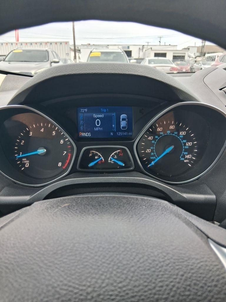 Ford Escape  2014