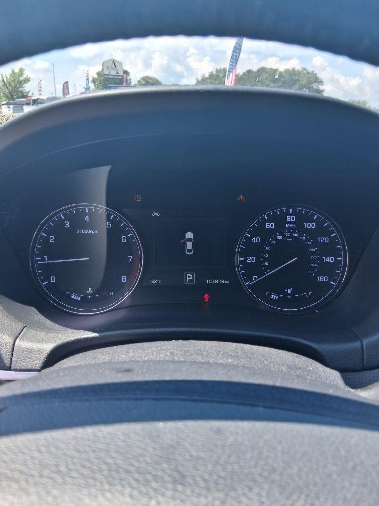 Genesis G80  2017