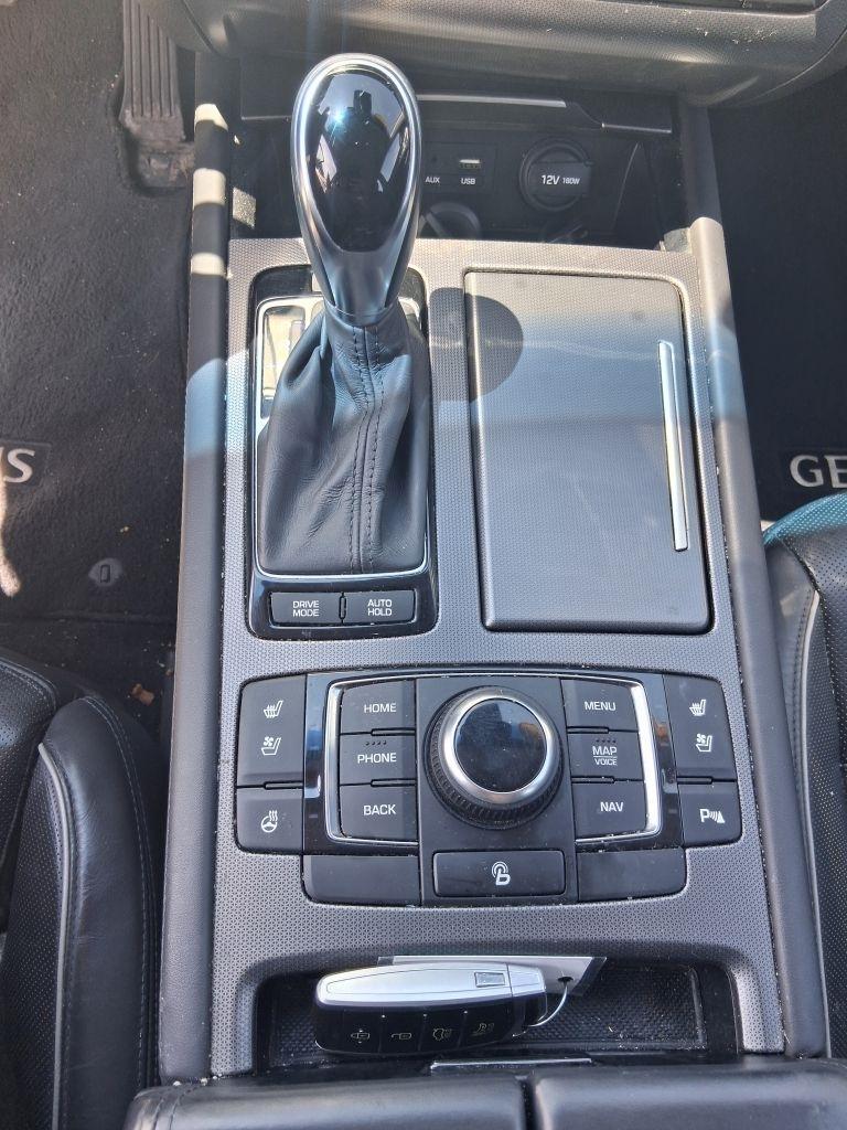 Genesis G80  2017