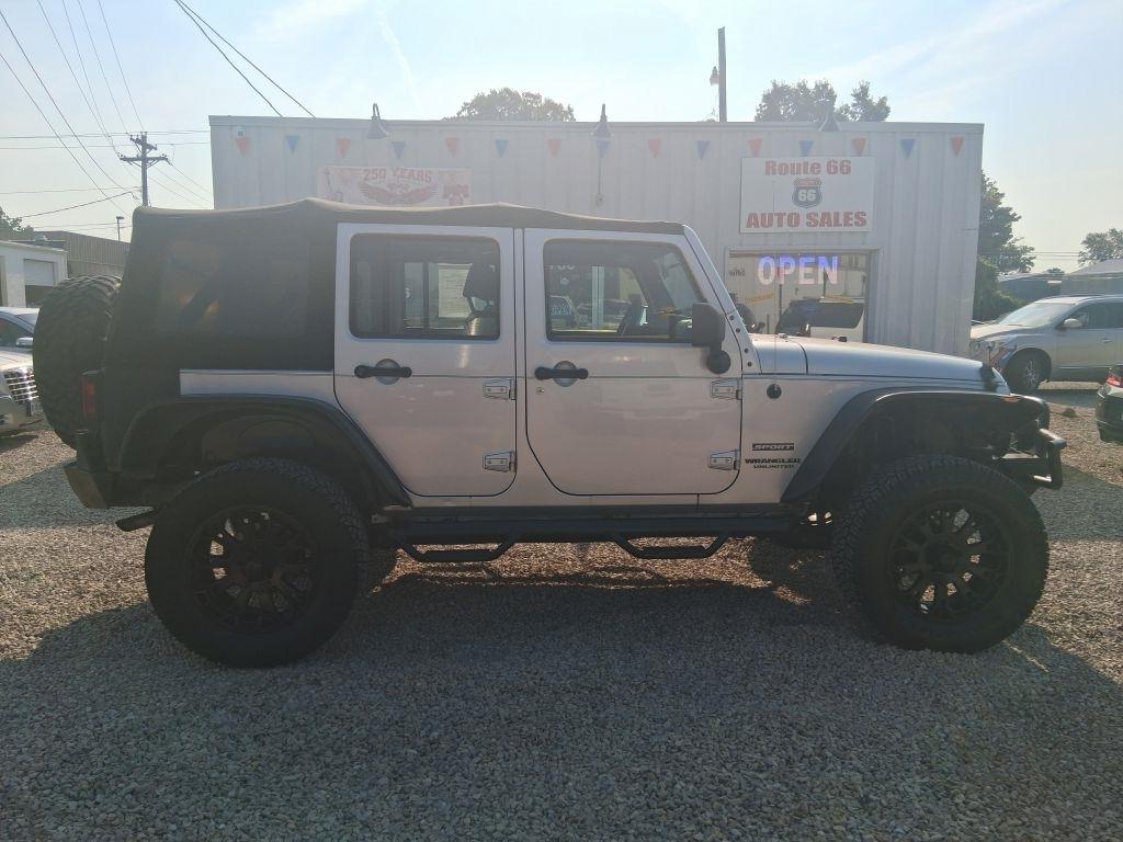 Jeep Wrangler  2010