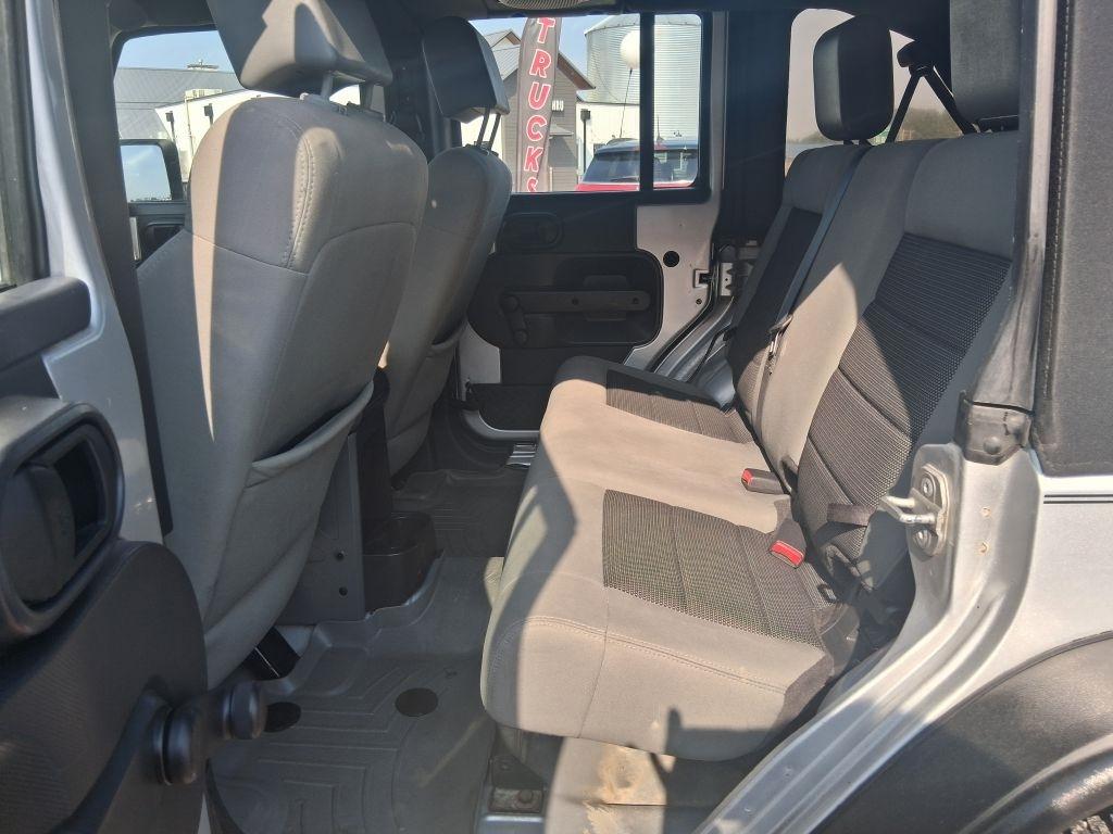 Jeep Wrangler  2010