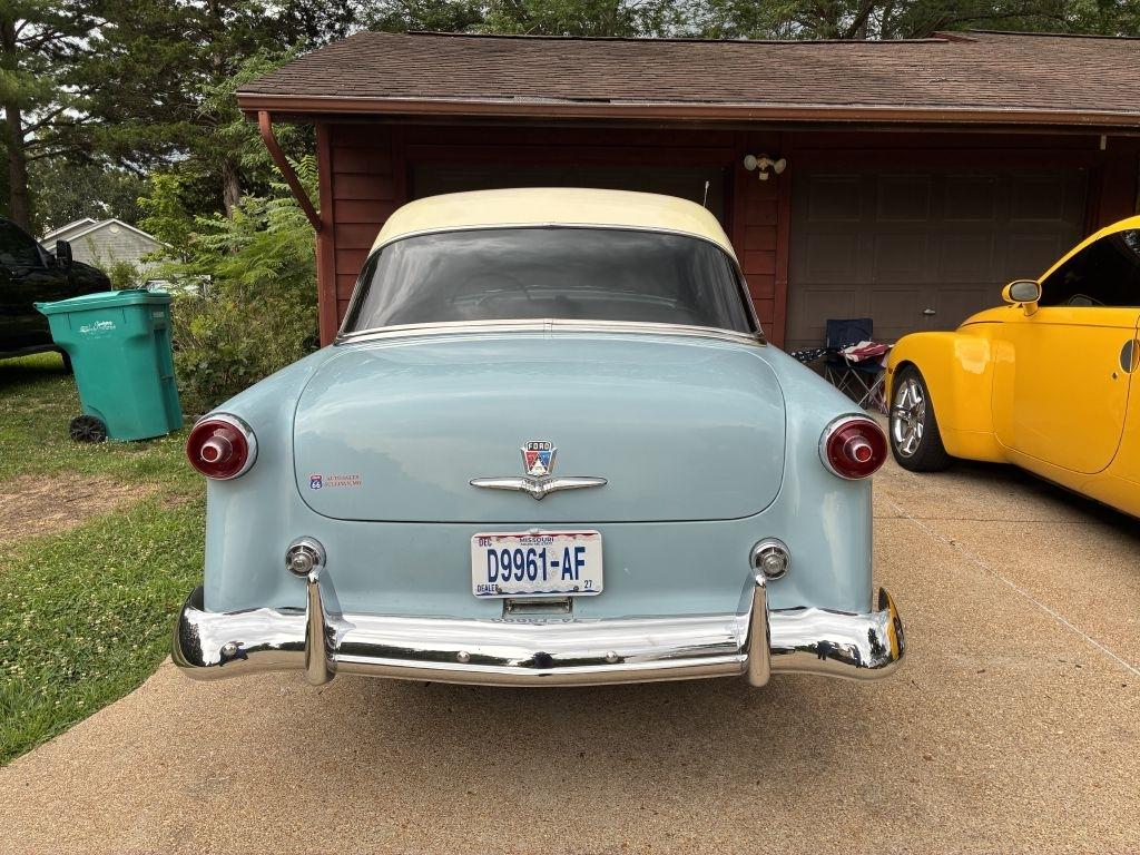 Ford Customline  1953