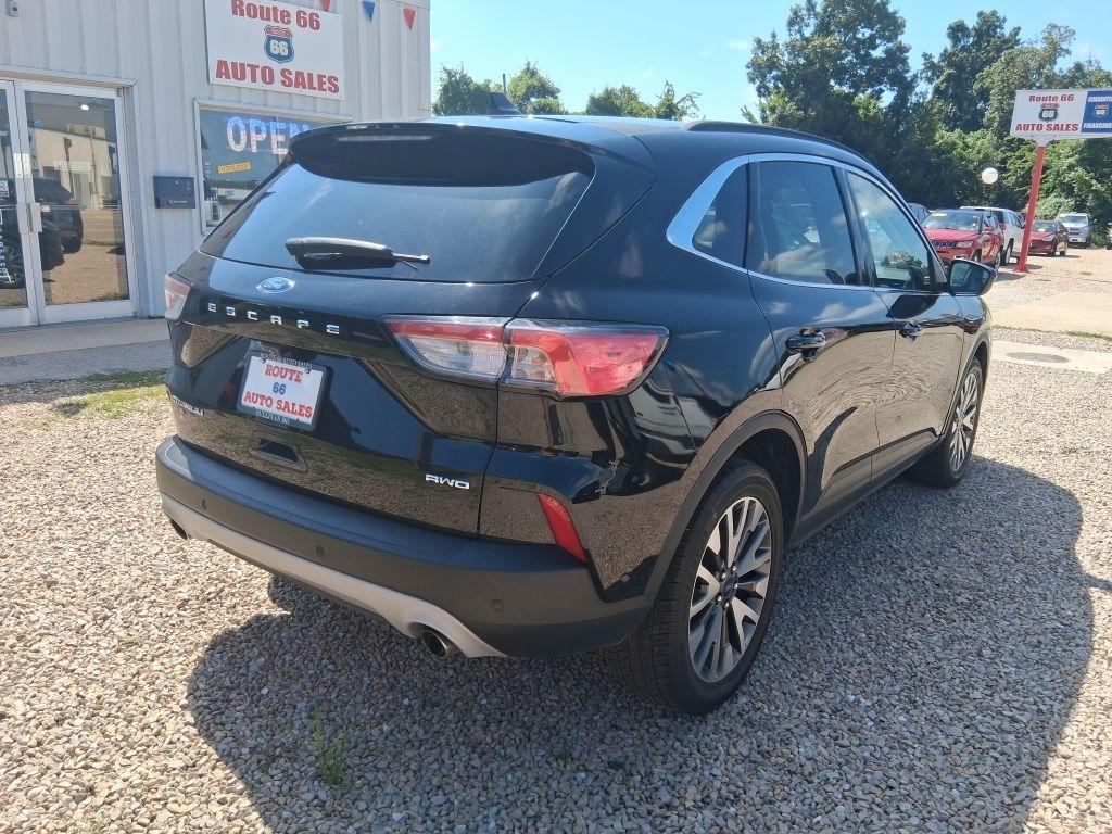Ford Escape  2021