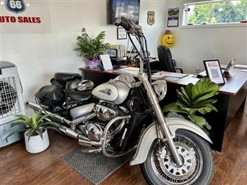 2004 Suzuki VL800 