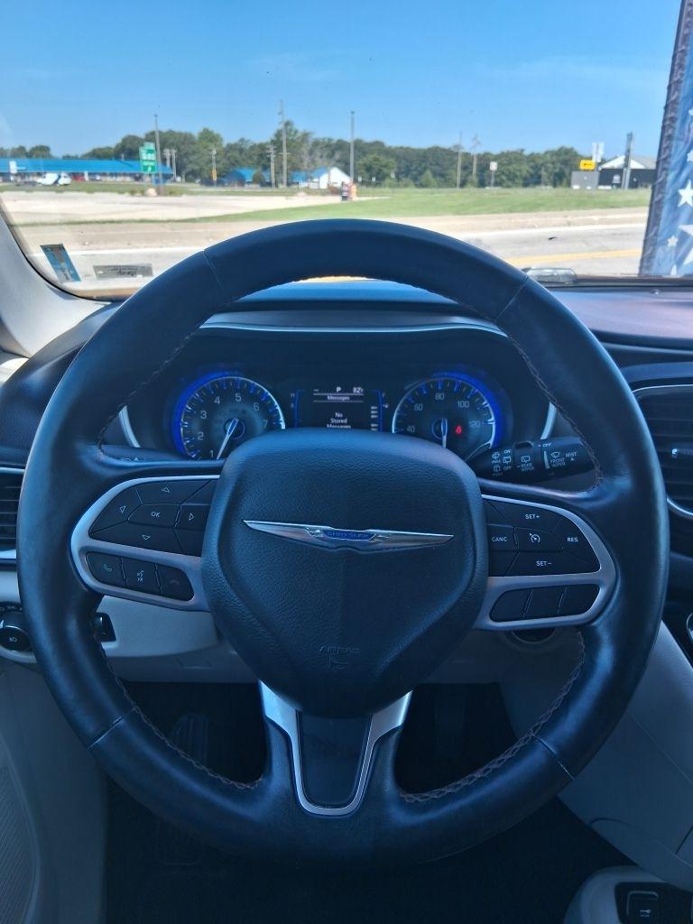 Chrysler Pacifica Touring L 2020