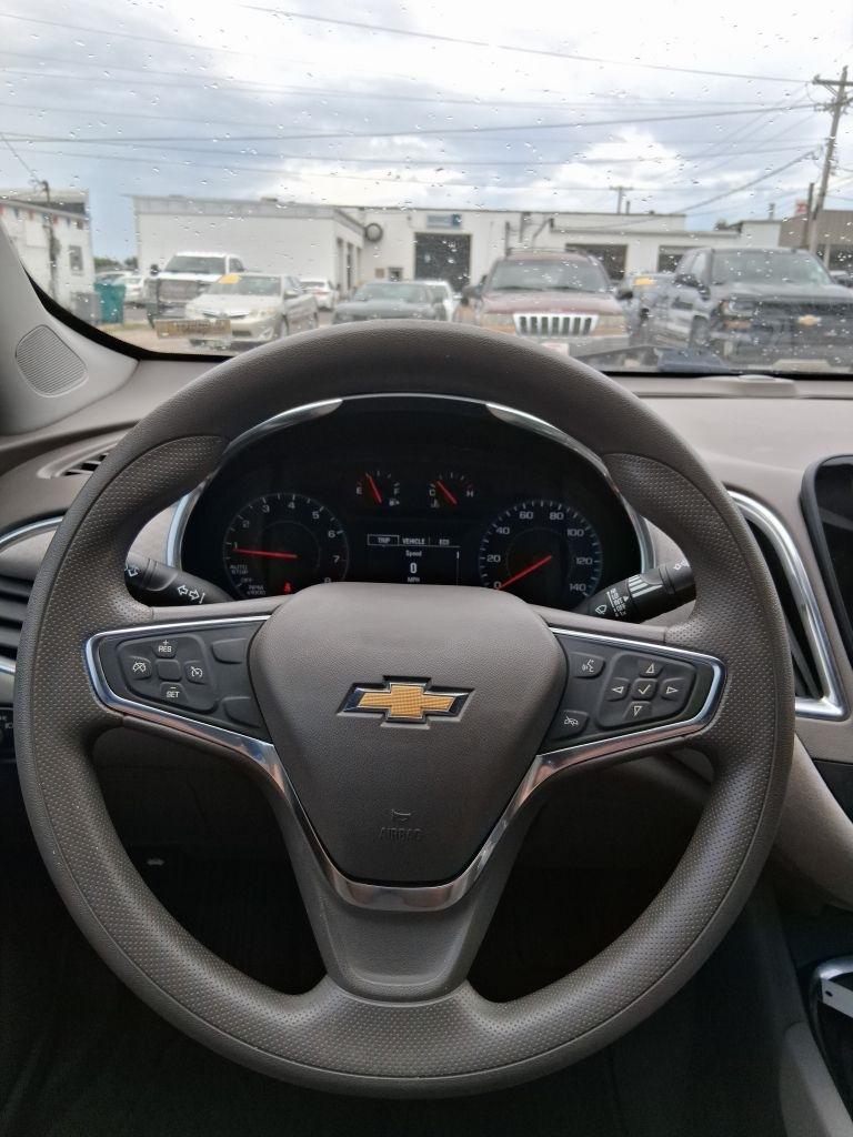 Chevrolet Malibu  2020