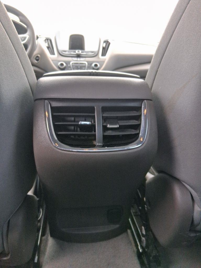 Chevrolet Malibu  2020