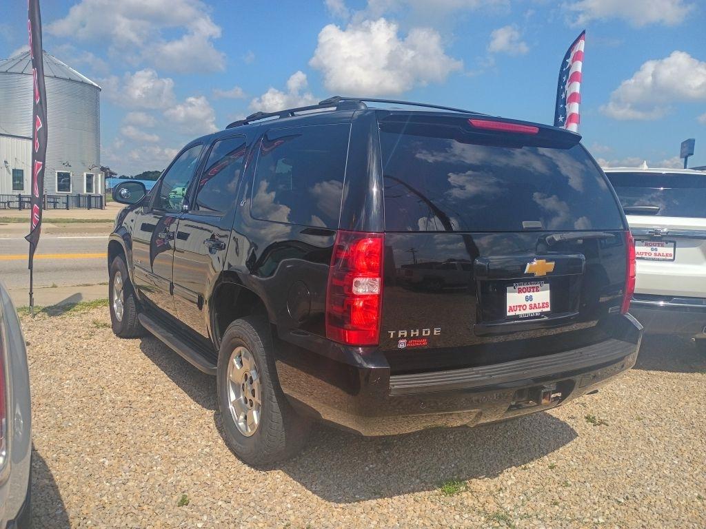 Chevrolet Tahoe  2012