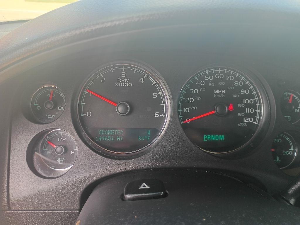 Chevrolet Tahoe  2012