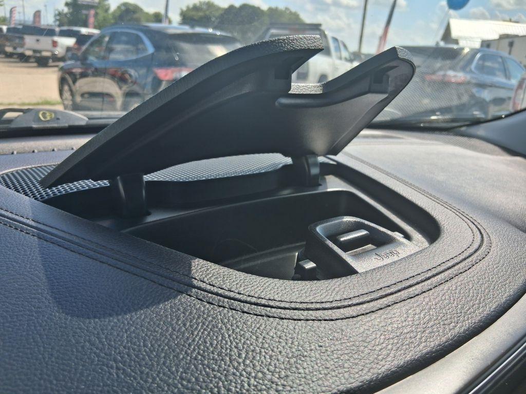 Jeep Cherokee  2019