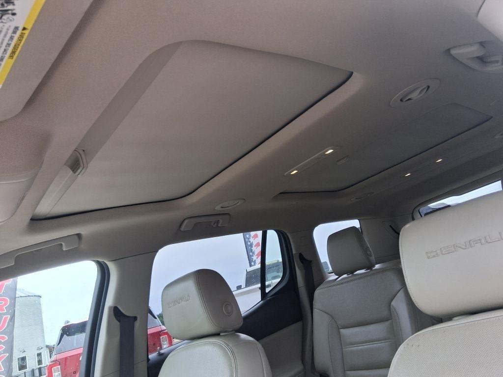 GMC Acadia  2017