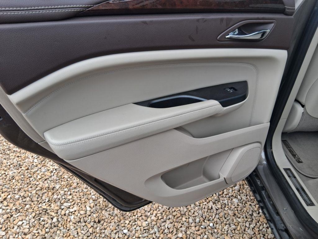 Cadillac SRX  2014