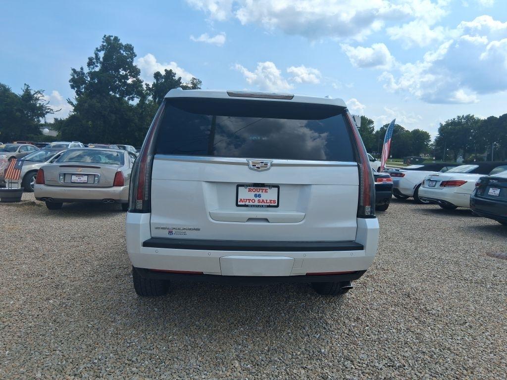 Cadillac Escalade  2017