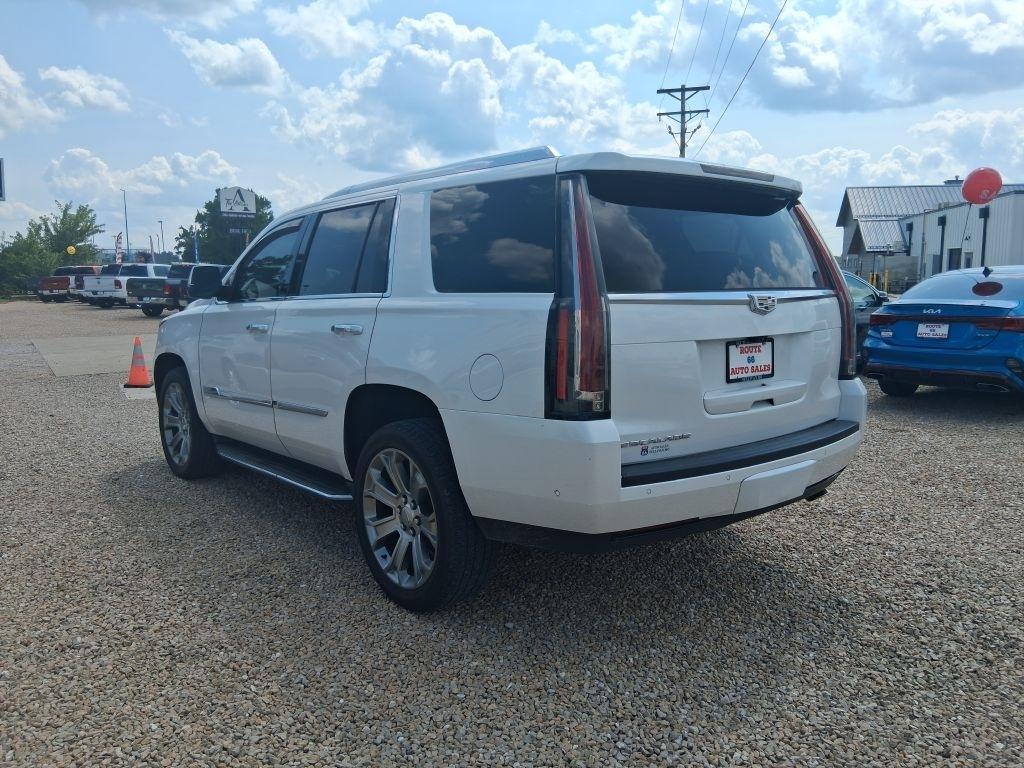 Cadillac Escalade  2017