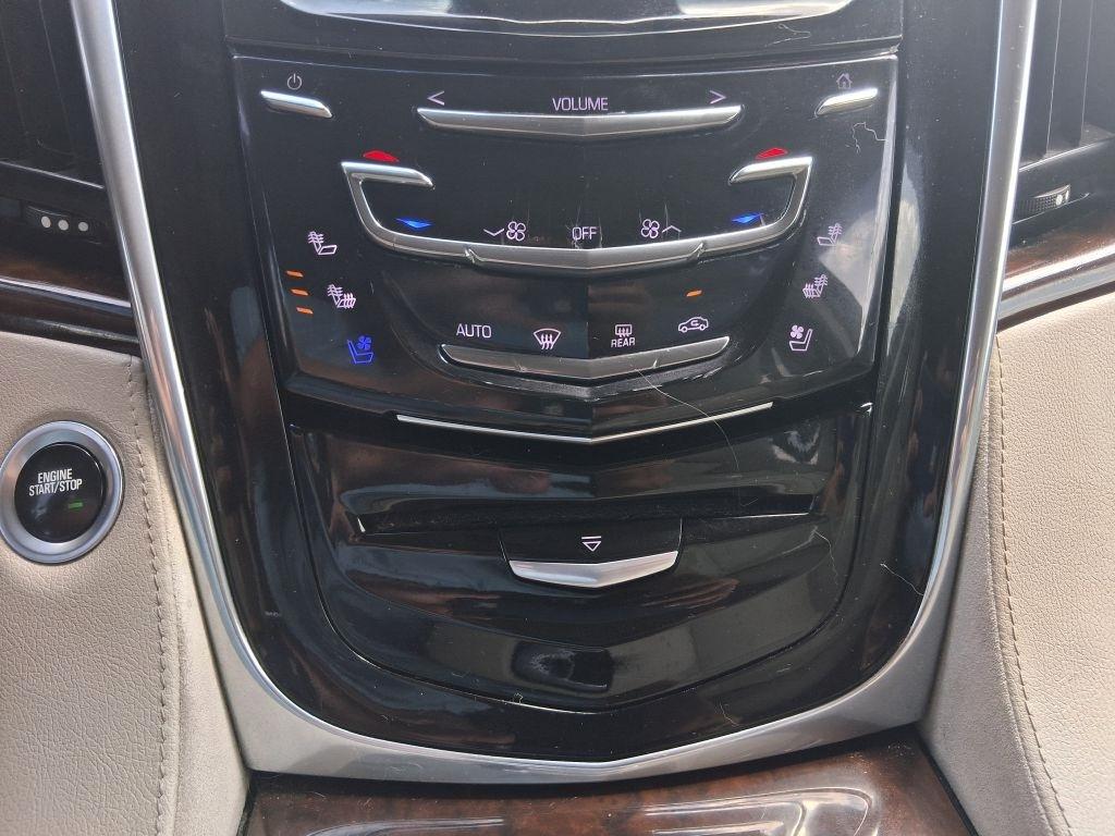 Cadillac Escalade  2017