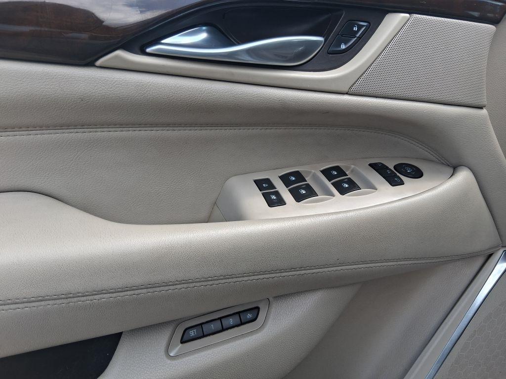 Cadillac Escalade  2017