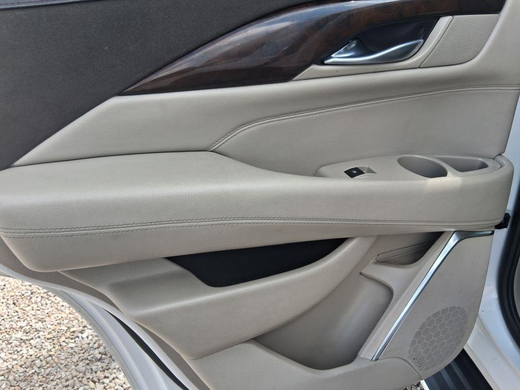 Cadillac Escalade  2017